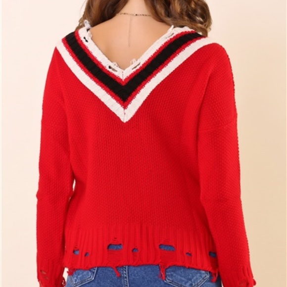 Red Knit Sweater M - Picture 3 of 8